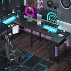 Bureau Gaming de 132 cm avec éclairage LED, Bureau d'angle en forme de L avec prise de courant et support de moniteur, Bureau d'ordinateur d'angle