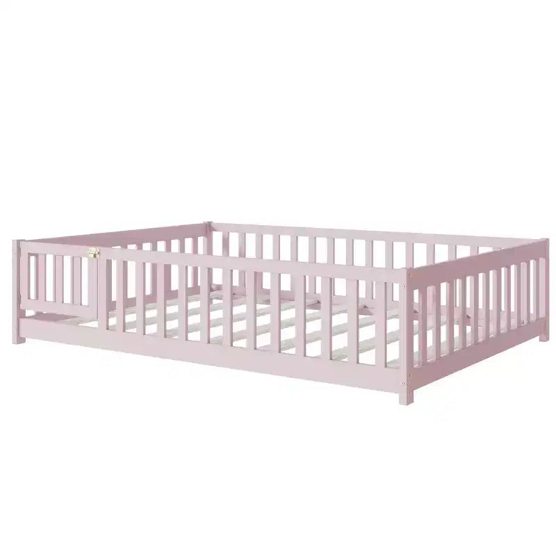 Lit au sol pleine grandeur avec clôture et porte pour chambre d'enfant